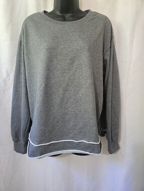 Womens Grey Crewneck Sweater - Casual Everyday Pullover